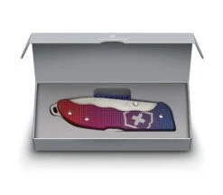 VICTORINOX Evoke Alox, Red & Blue 0.9415.D221 -Knife Stock 42c672f1a0910ca55aeb8f875e632156