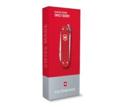Victorinox 0.6221.201G Classic SD Alox Colors Sweet Berry 9 Victorinox 0.6221.201G Classic SD Alox Colors Sweet Berry -Knife Stock c326d6894d3ed2ea42d1a9aa85471428